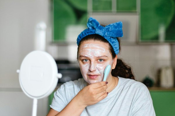 Masque nila bleu anti-taches : éclat et douceur réunis
